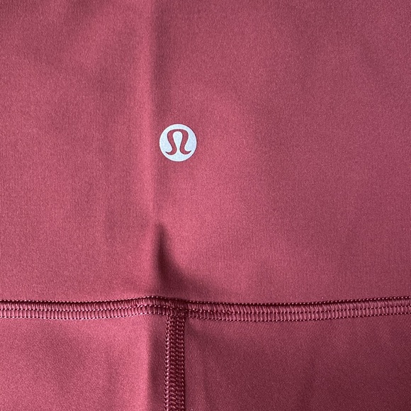 Wunder Under luxtreme 25" mulled wine size 2 lululemon nwt - Picture 6 of 12